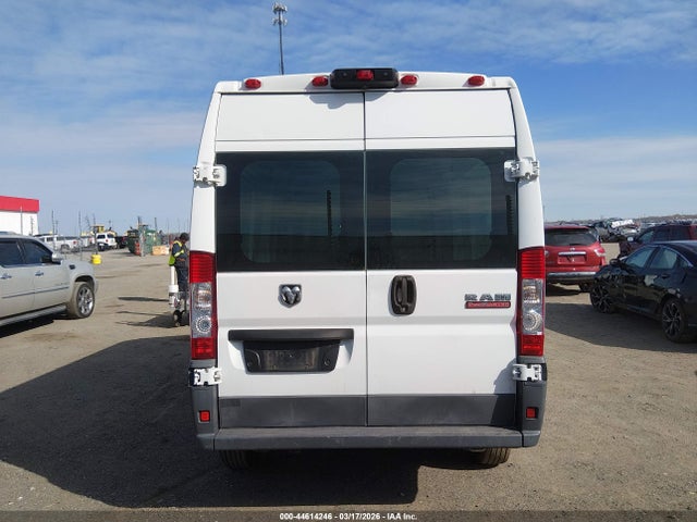 44614246 :رقم المزاد ، 3C6URVHGXEE119895 vin ، 2014 Ram Promaster 3500 High Roof مزاد بيع