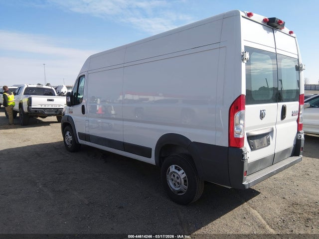44614246 :رقم المزاد ، 3C6URVHGXEE119895 vin ، 2014 Ram Promaster 3500 High Roof مزاد بيع