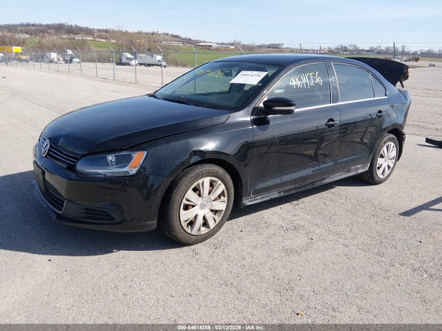44614256 :رقم المزاد ، 3VWDP7AJ2DM283742 vin ، 2013 Volkswagen Jetta 2.5l Se مزاد بيع