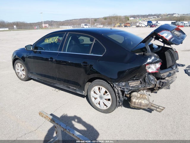 44614256 :رقم المزاد ، 3VWDP7AJ2DM283742 vin ، 2013 Volkswagen Jetta 2.5l Se مزاد بيع
