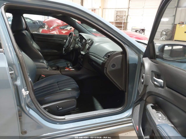 2014 Chrysler 300 300s მანქანა იყიდება აუქციონზე, vin: 2C3CCABG5EH250684, აუქციონის ნომერი: 44614301