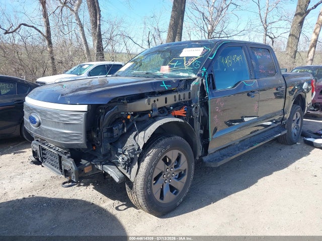 Ford F-150 Lightning Lariat 2023 1FTVW1EL2PWG01737 Image 2