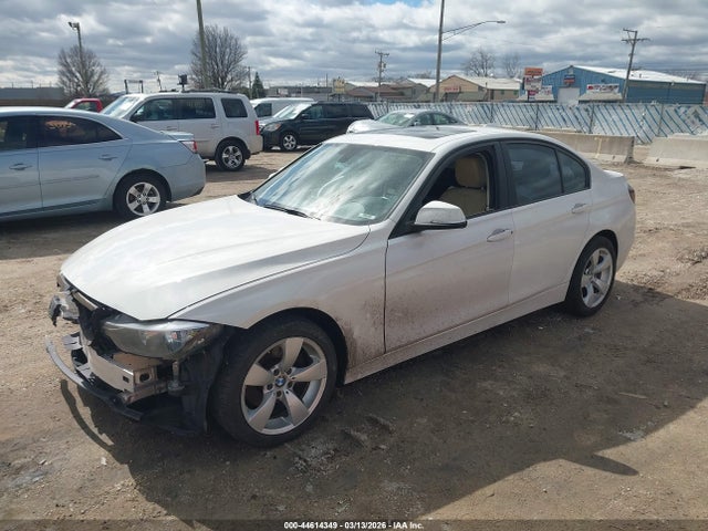 2013 BMW 320I WBA3C3C51DF979766 Photo 1