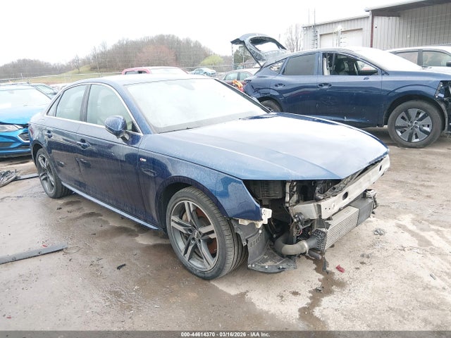 2017 AUDI A4 WAUENAF44HN063718