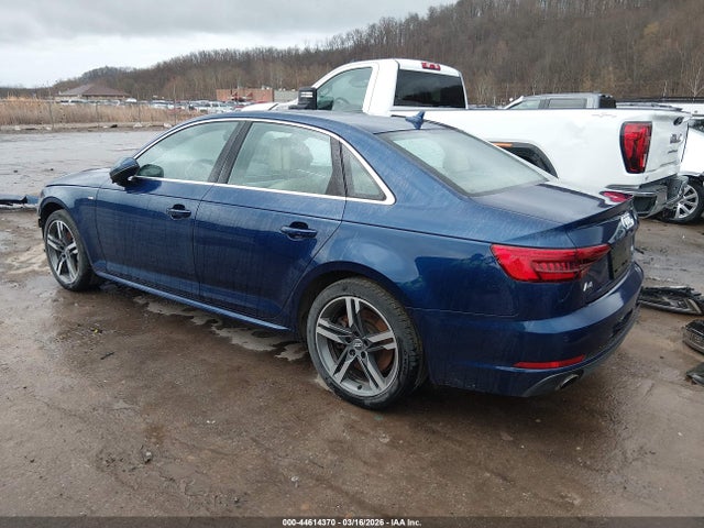 2017 AUDI A4 WAUENAF44HN063718 Photo 2
