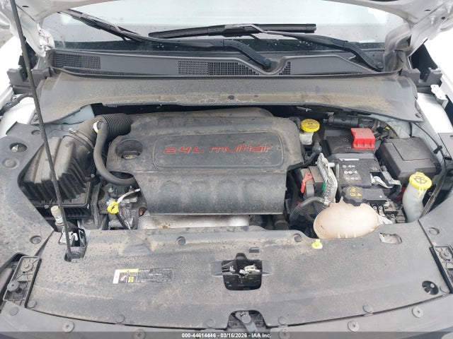 44614446 :رقم المزاد ، 3C4NJDBB7NT116525 vin ، 2022 Jeep Compass Latitude 4x4 مزاد بيع