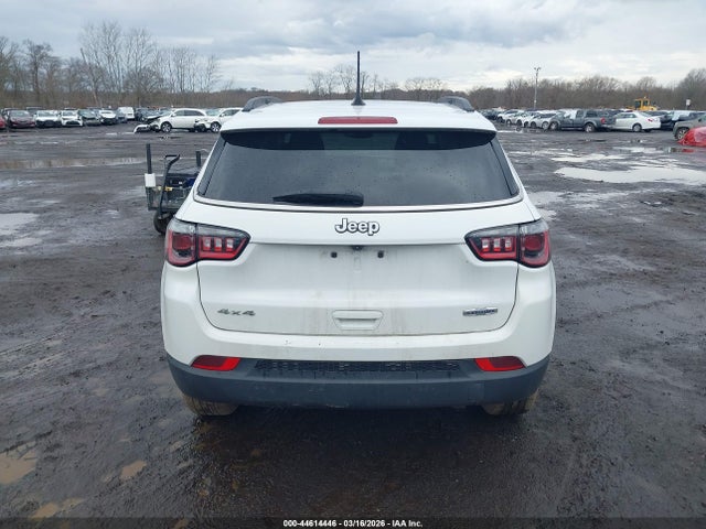 44614446 :رقم المزاد ، 3C4NJDBB7NT116525 vin ، 2022 Jeep Compass Latitude 4x4 مزاد بيع