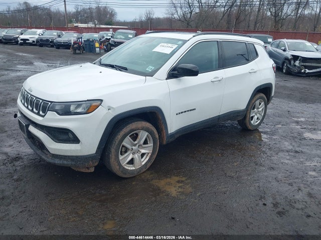 44614446 :رقم المزاد ، 3C4NJDBB7NT116525 vin ، 2022 Jeep Compass Latitude 4x4 مزاد بيع