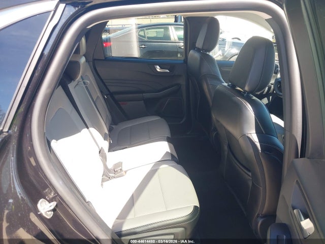 1FMCU9JA1SUB45875 Ford Escape Platinum
