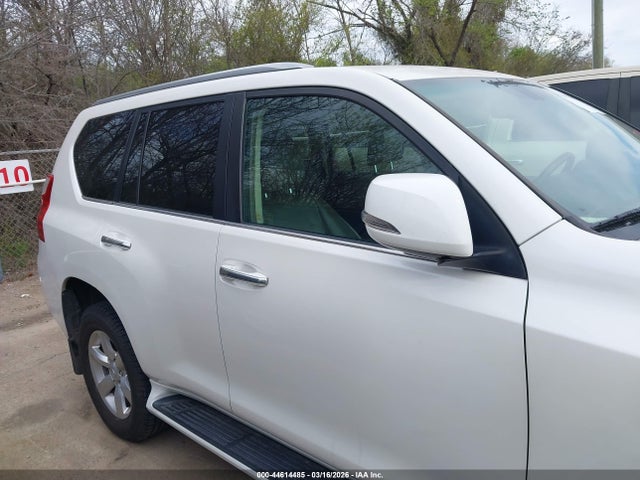 Продажа на аукционе авто 2010 Lexus Gx 460, vin: JTJBM7FX1A5008121, номер лота: 44614485