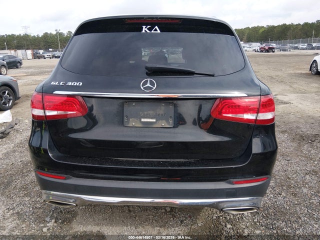 2019 Mercedes-benz Glc 300 მანქანა იყიდება აუქციონზე, vin: WDC0G4JB2KF590148, აუქციონის ნომერი: 44614507