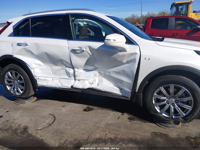 Продаж на аукціоні авто 2021 Cadillac Xt4 Awd Premium Luxury, vin: 1GYFZDR43MF081277, номер лоту: 44614510