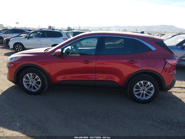 1FMCU9G60LUA26784 Ford ESCAPE SE
