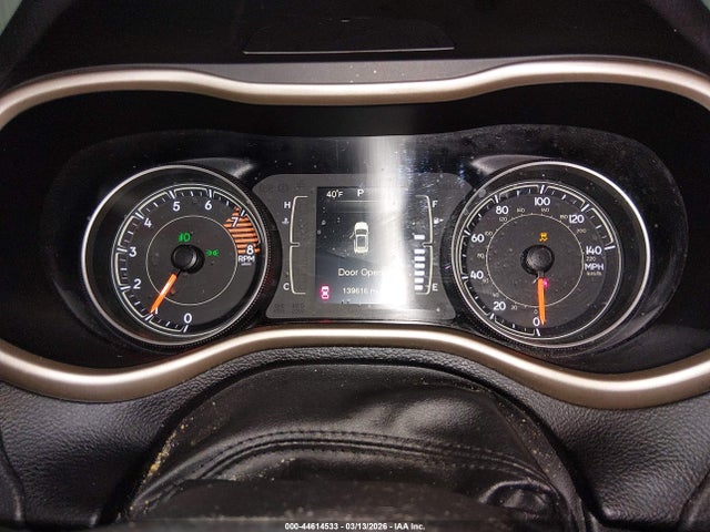 2016 Jeep Cherokee 75th Anniversary მანქანა იყიდება აუქციონზე, vin: 1C4PJMCSXGW253897, აუქციონის ნომერი: 44614533