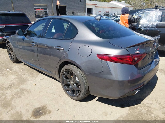 ZARFANAN5M7638889 Alfa Romeo Giulia Awd