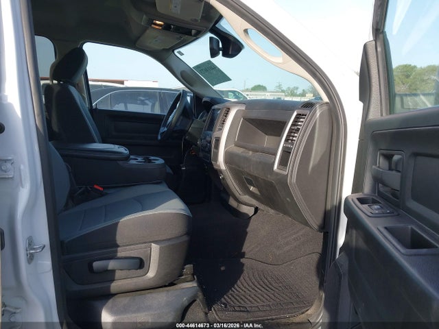 2023 RAM 1500 CLASSIC 1C6RR6FG9PS521048 Photo 4