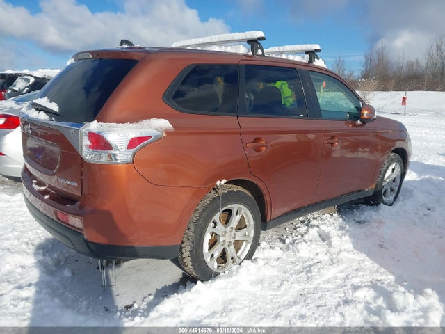 Продаж на аукціоні авто 2014 Mitsubishi Outlander Se, vin: JA4AZ3A34EZ006062, номер лоту: 44614679