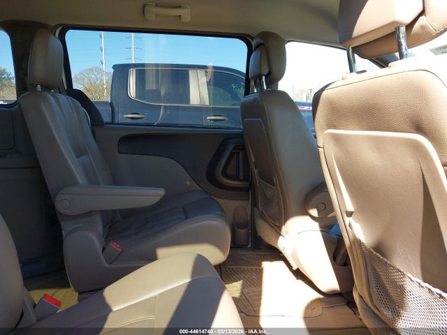 2014 Chrysler Town & Country Touring მანქანა იყიდება აუქციონზე, vin: 2C4RC1BG8ER437014, აუქციონის ნომერი: 44614740