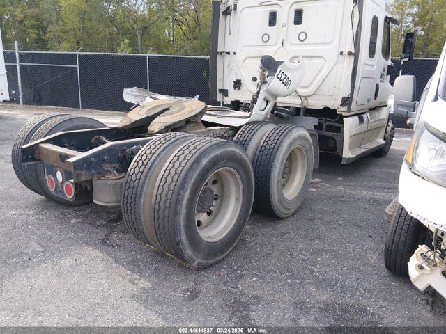 Продаж на аукціоні авто 2016 Freightliner Cascadia 113, vin: 3AKJGHDV0GSGU0237, номер лоту: 44614837