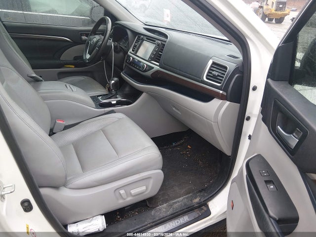 Toyota Highlander Limited V6 2014 5TDYKRFH7ES030924 Image 5