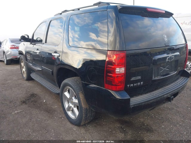 2013 CHEVROLET TAHOE 1GNSCAE00DR357752 Photo 2