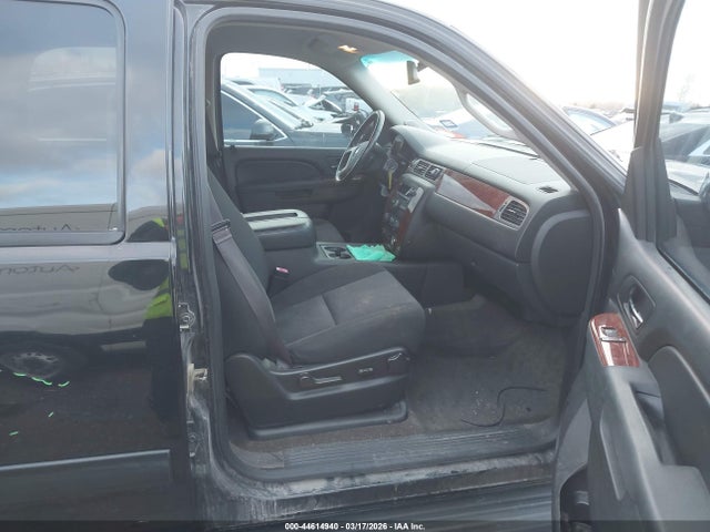 2013 CHEVROLET TAHOE 1GNSCAE00DR357752 Photo 4