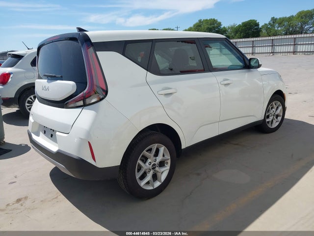 Продажа на аукционе авто 2024 Kia Soul Lx, vin: KNDJ23AU4R7226967, номер лота: 44614945