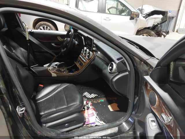 Продаж на аукціоні авто 2017 Mercedes-benz C 300, vin: 55SWF4JB1HU199071, номер лоту: 44614972