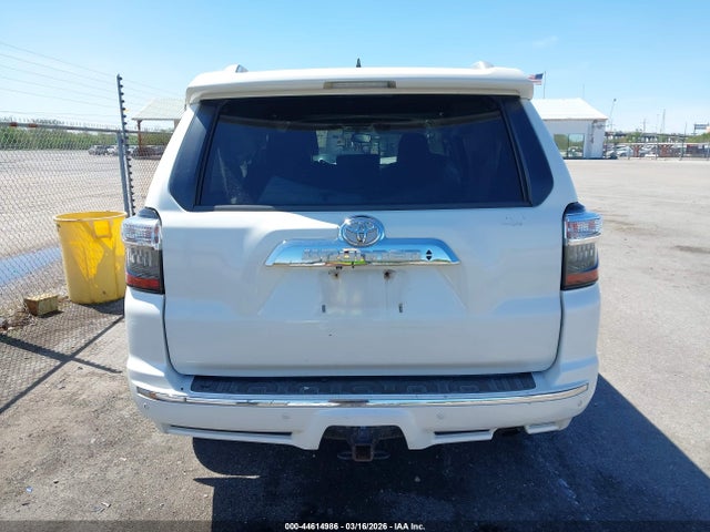Toyota 4runner Sr5 V6 2014 JTEBU5JR2E5150656 Image 17