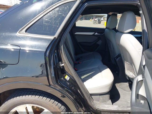 2017 Audi Q3 2.0t Premium მანქანა იყიდება აუქციონზე, vin: WA1BCCFS1HR009639, აუქციონის ნომერი: 44615016