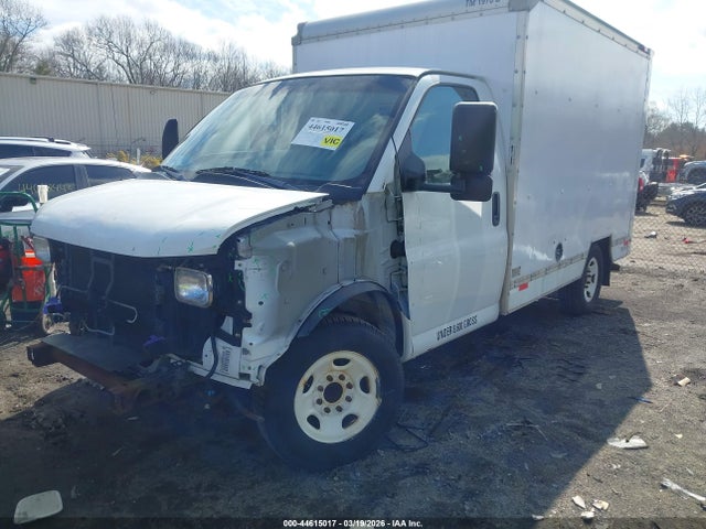 44615017 :رقم المزاد ، 1GDY72CA4D1902077 vin ، 2013 Gmc Savana Cutaway 3500 مزاد بيع