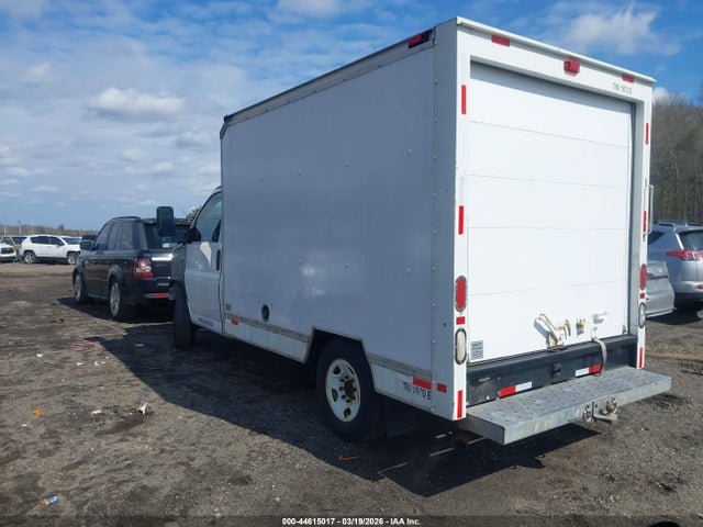 44615017 :رقم المزاد ، 1GDY72CA4D1902077 vin ، 2013 Gmc Savana Cutaway 3500 مزاد بيع