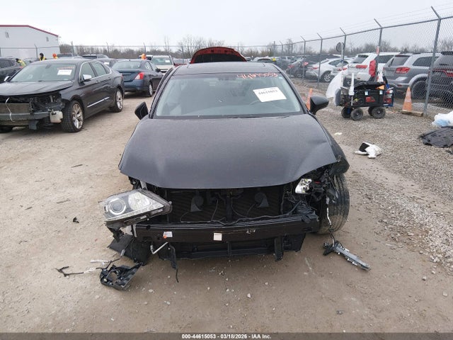 44615053 :رقم المزاد ، JTHBK1GGXD2060503 vin ، 2013 Lexus Es 350 مزاد بيع