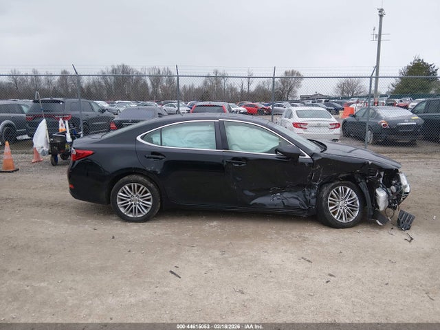 44615053 :رقم المزاد ، JTHBK1GGXD2060503 vin ، 2013 Lexus Es 350 مزاد بيع