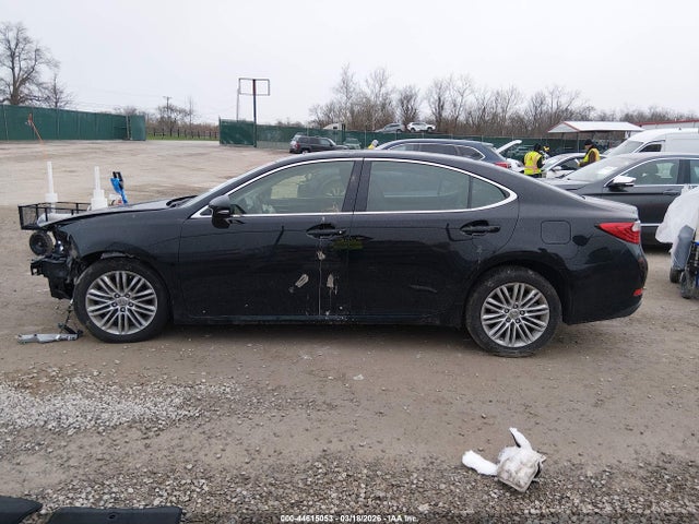 44615053 :رقم المزاد ، JTHBK1GGXD2060503 vin ، 2013 Lexus Es 350 مزاد بيع