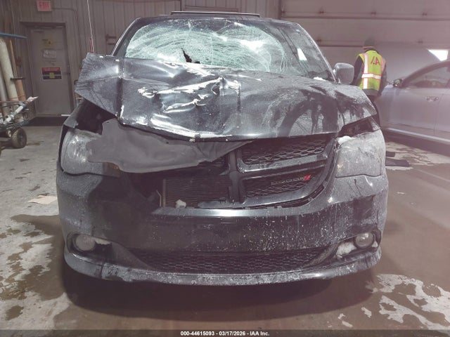 2017 Dodge Grand Caravan Gt მანქანა იყიდება აუქციონზე, vin: 2C4RDGEG3HR549543, აუქციონის ნომერი: 44615093