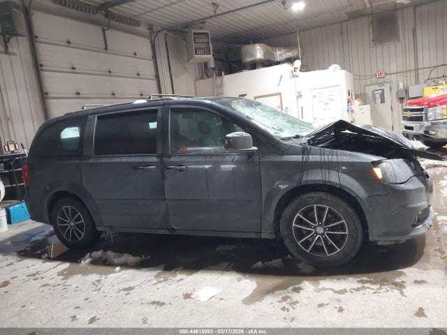 2017 Dodge Grand Caravan Gt მანქანა იყიდება აუქციონზე, vin: 2C4RDGEG3HR549543, აუქციონის ნომერი: 44615093