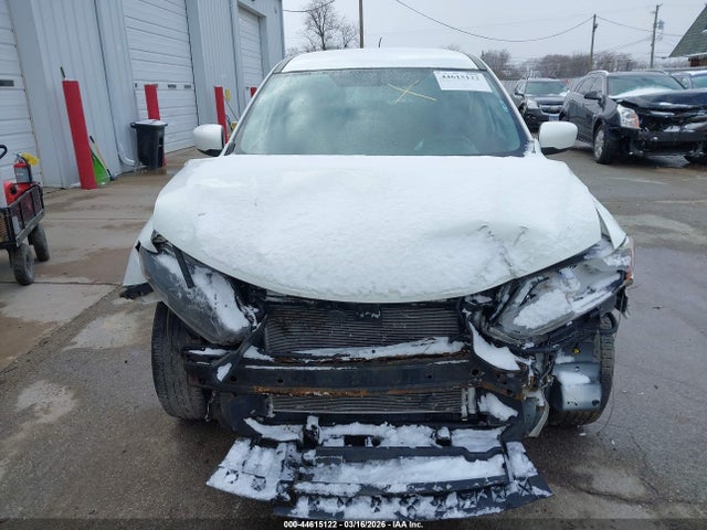 Продажа на аукционе авто 2016 Nissan Rogue S, vin: KNMAT2MV0GP617459, номер лота: 44615122