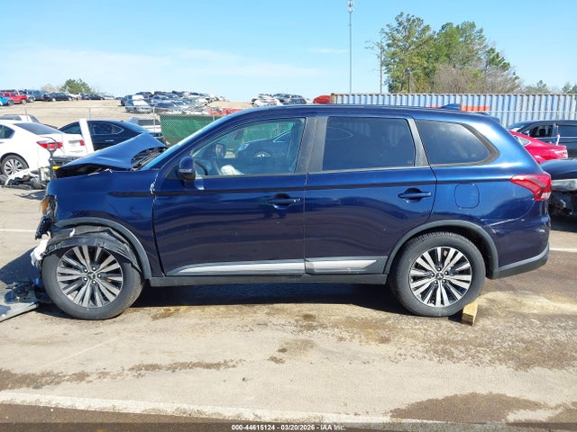 Продаж на аукціоні авто 2019 Mitsubishi Outlander Se, vin: JA4AD3A30KZ007641, номер лоту: 44615124