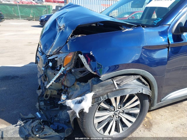 Продаж на аукціоні авто 2019 Mitsubishi Outlander Se, vin: JA4AD3A30KZ007641, номер лоту: 44615124