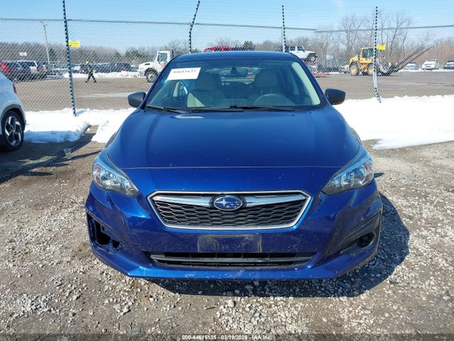 44615135 :رقم المزاد ، 4S3GTAA61J3747539 vin ، 2018 Subaru Impreza 2.0i مزاد بيع