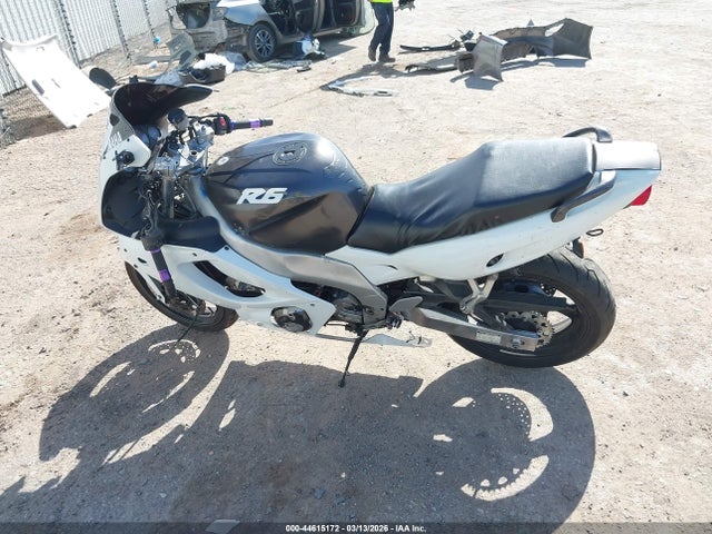 2000 Yamaha Yzf600 R მანქანა იყიდება აუქციონზე, vin: JYA5AHE07YA020340, აუქციონის ნომერი: 44615172