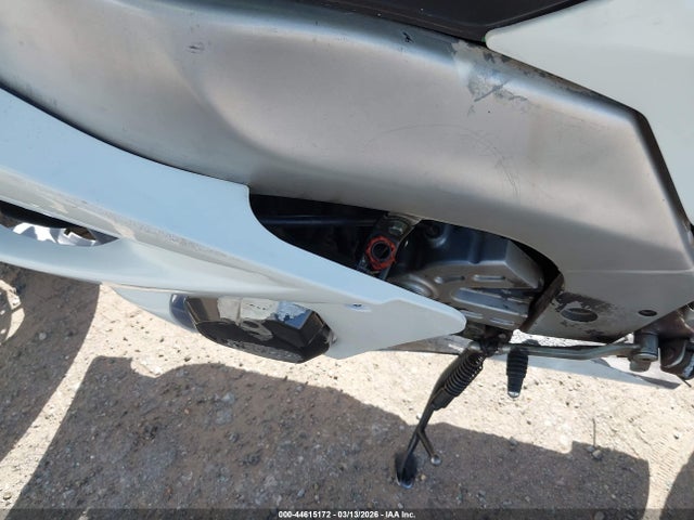 2000 Yamaha Yzf600 R მანქანა იყიდება აუქციონზე, vin: JYA5AHE07YA020340, აუქციონის ნომერი: 44615172