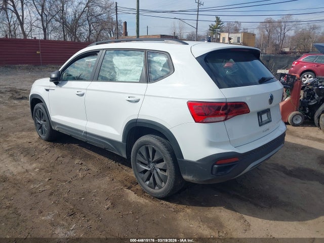 Продаж на аукціоні авто 2024 Volkswagen Taos 1.5t S, vin: 3VV5X7B21RM056159, номер лоту: 44615176
