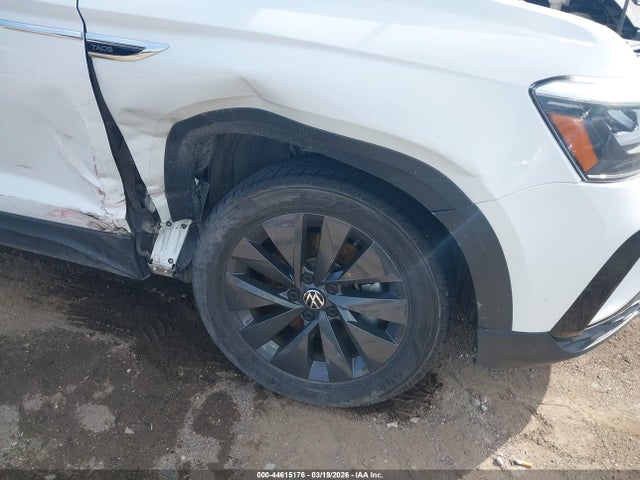 Продаж на аукціоні авто 2024 Volkswagen Taos 1.5t S, vin: 3VV5X7B21RM056159, номер лоту: 44615176
