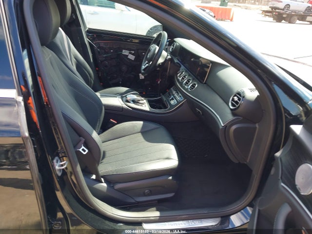 2019 MERCEDES-BENZ E 450 WDDZF6JB5KA606924 Photo 4
