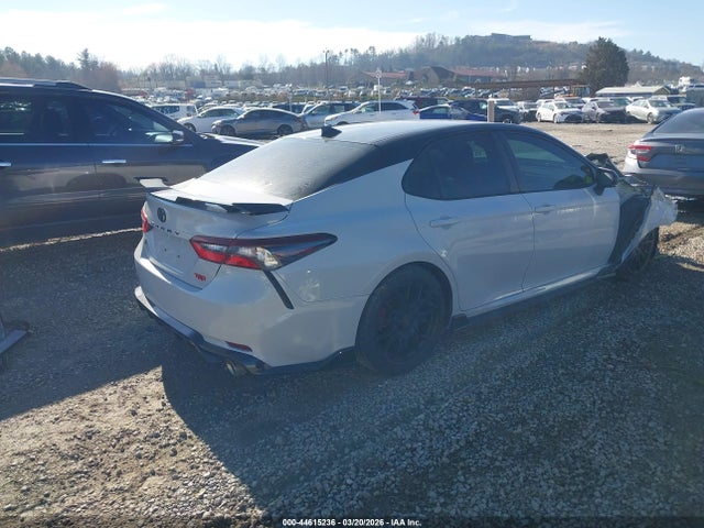 44615236 :رقم المزاد ، 4T1KZ1AK5MU053758 vin ، 2021 Toyota Camry Trd مزاد بيع