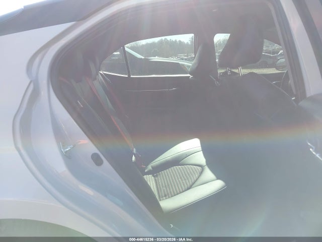 44615236 :رقم المزاد ، 4T1KZ1AK5MU053758 vin ، 2021 Toyota Camry Trd مزاد بيع
