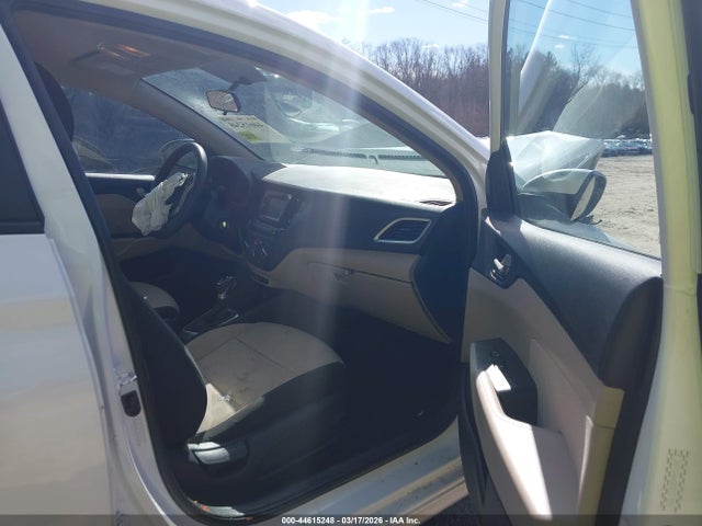 Продажа на аукционе авто 2022 Hyundai Accent Se, vin: 3KPC24A63NE157859, номер лота: 44615248