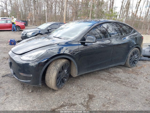 44615274 :رقم المزاد ، 7SAYGDEF4NF465816 vin ، 2022 Tesla Model Y Performance Dual Motor All-wheel Drive مزاد بيع